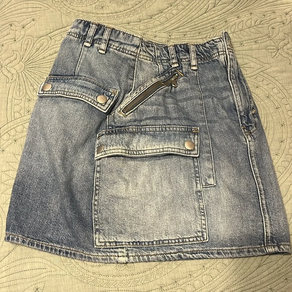Free People We The Free 24 Denim Pocket / Zipper Skirt - Size 24 US - Picture 9 of 16